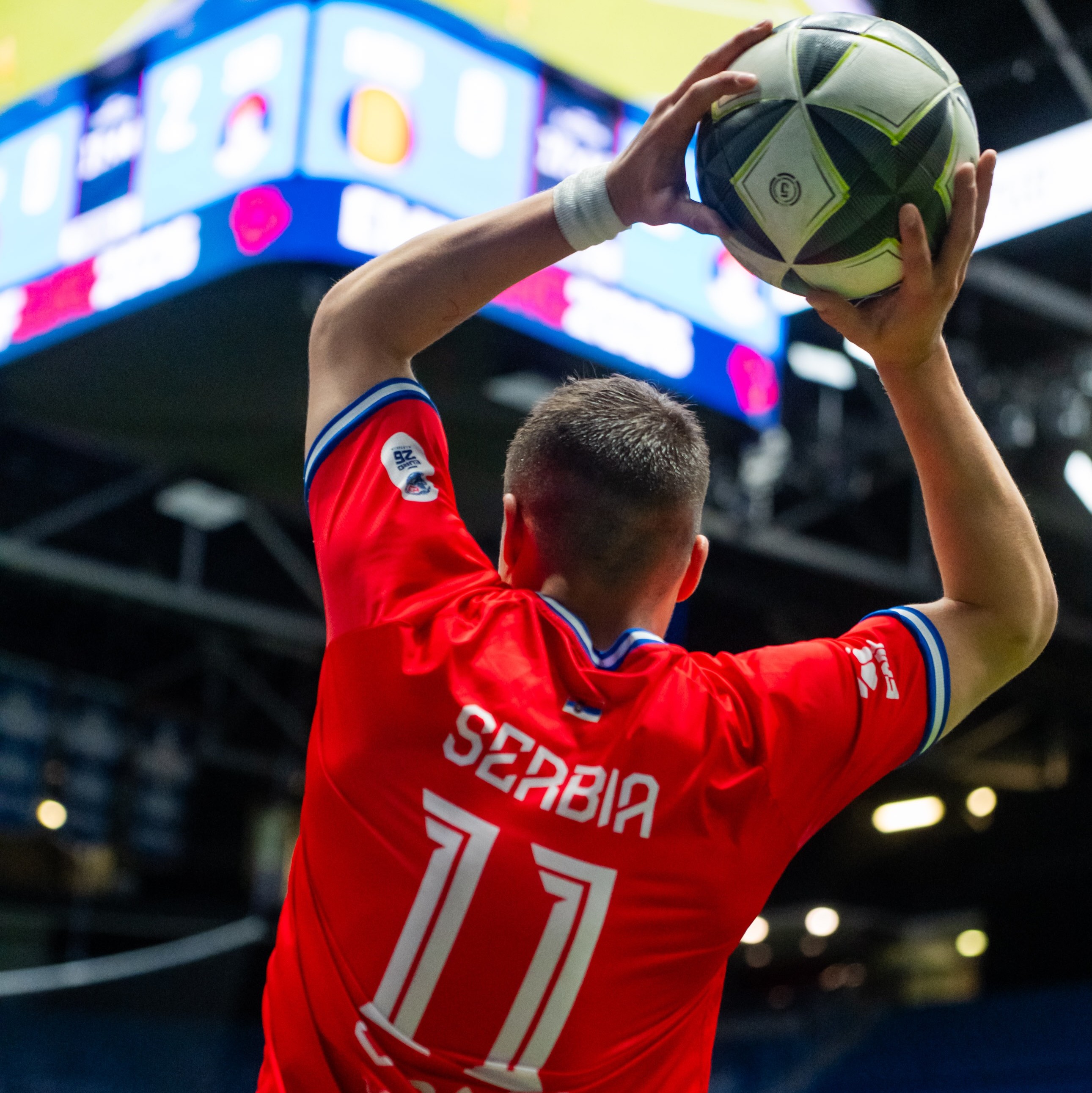 Srbija predala titulu, defanzivni svetski prvak penalima do finala EP
